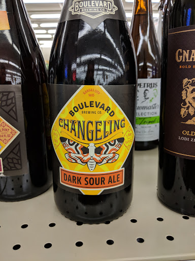 Beer Store «Family Beer & Liquor Store», reviews and photos, 20200 US Rte 20 Frontage Rd, East Dubuque, IL 61025, USA