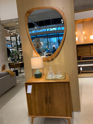 Furniture Store «west elm», reviews and photos, 1 Bellevue Way NE, Bellevue, WA 98004, USA