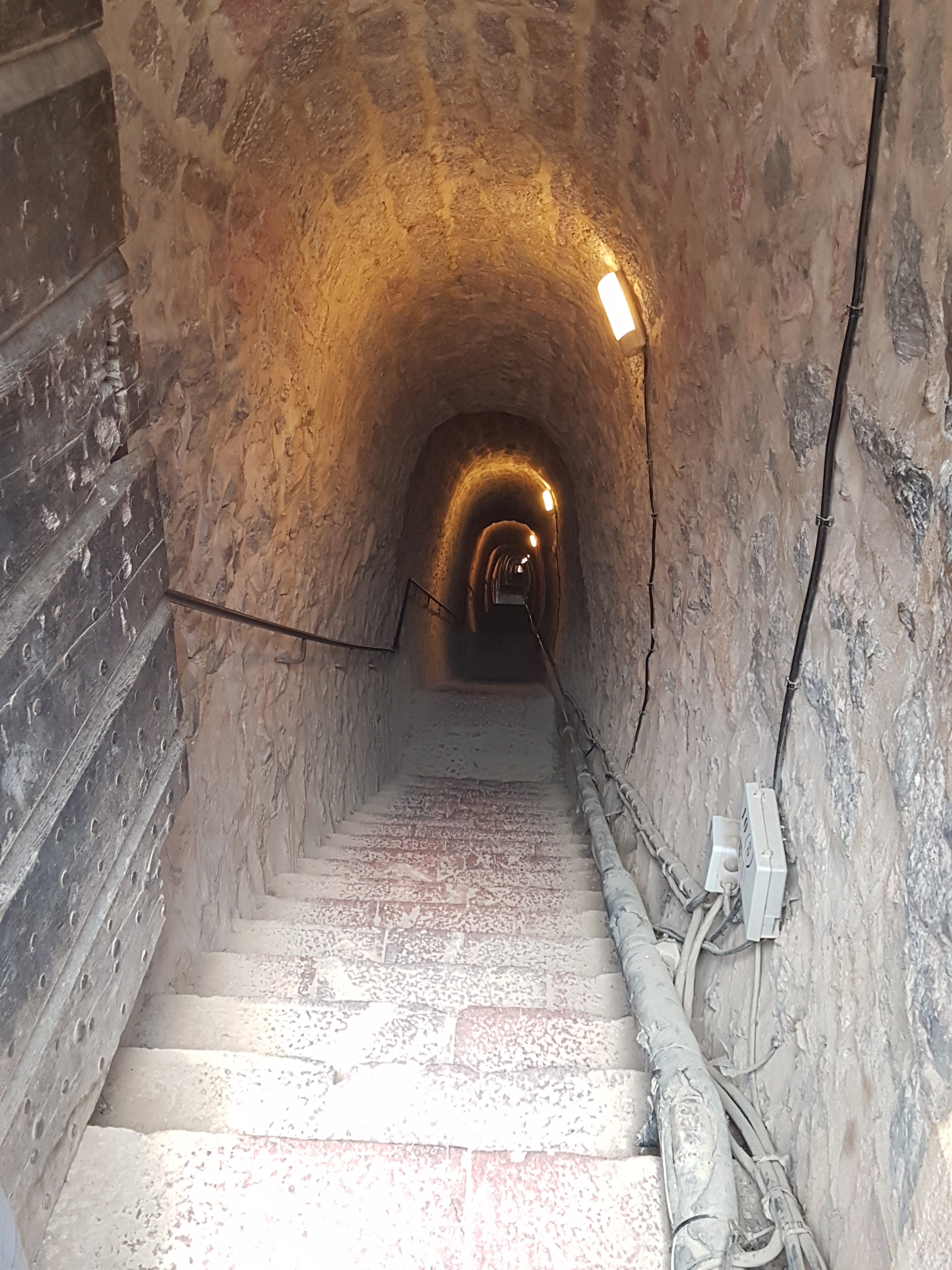 Photo n° 1 de l'avis de Montserrat.i fait le 11/08/2018 à 11:37