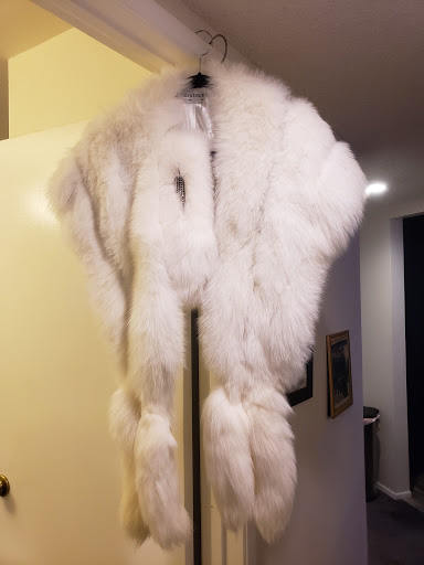 Bizakis Furs