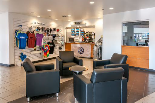 Volkswagen Dealer «Mike Haggerty VW», reviews and photos, 8920 S Cicero Ave, Oak Lawn, IL 60453, USA