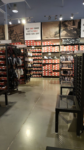 Shoe Store «Vans», reviews and photos, 10600 Quil Ceda Blvd #0660, Tulalip, WA 98271, USA