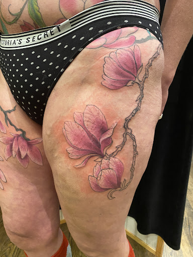 Tattoo Shop «Madame Lazonga Tattoo», reviews and photos, 1529 Western Ave, Seattle, WA 98101, USA