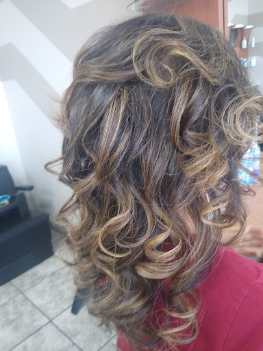 Beauty Salon «New Look Hair Salon», reviews and photos, 27151 Van Dyke, Warren, MI 48093, USA