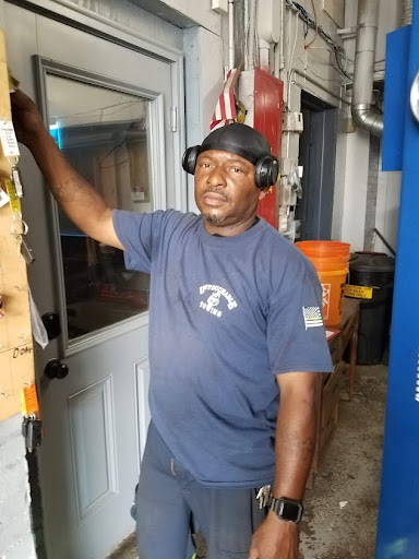 Towing Service «Untouchable Towing & Auto Repair», reviews and photos, 170 N Main St, Middletown, CT 06457, USA