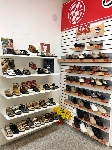 Shoe Store «SAS Shoes», reviews and photos, 44 Miracle Mile, Coral Gables, FL 33134, USA