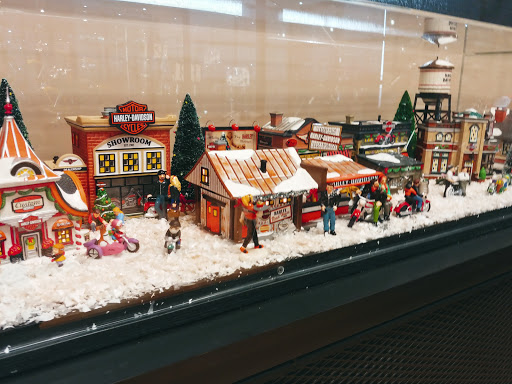 Harley-Davidson Dealer «Mathews Harley-Davidson», reviews and photos, 548 N Blackstone Ave, Fresno, CA 93701, USA