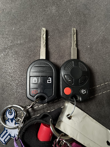 Key Duplication Service «Car Keys Express», reviews and photos, 828 E Market St, Louisville, KY 40206, USA