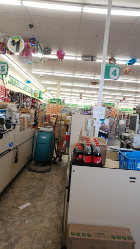 Dollar Store «Dollar Tree», reviews and photos, 7001 Cermak Rd, Berwyn, IL 60402, USA