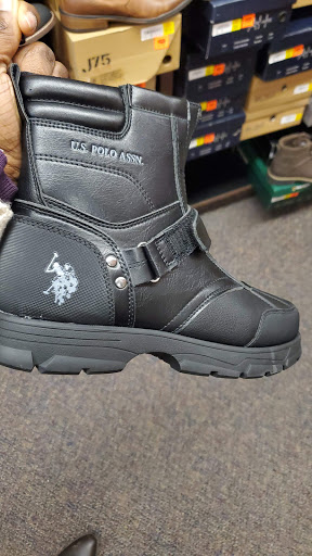 Shoe Store «Shoe Dept.», reviews and photos, 1701 Stringtown Rd, Grove City, OH 43123, USA