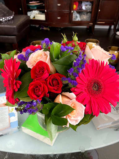 Florist «Blossom Flower Shops», reviews and photos, 275 Mamaroneck Ave, White Plains, NY 10605, USA