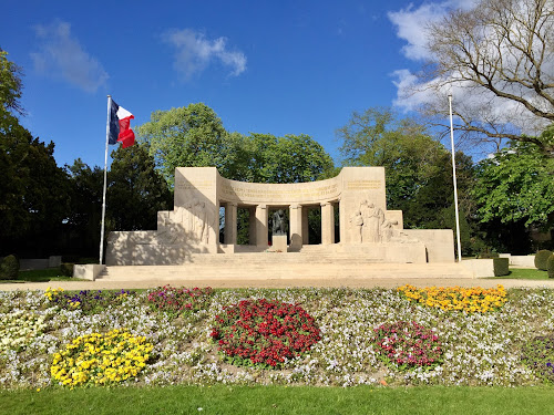 Monument aux morts de Reims à Reims
