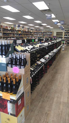 Liquor Store «Popular Wines and Spirits», reviews and photos, 738 U.S. 9, Fishkill, NY 12524, USA