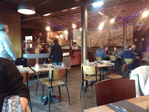Photo n°50 de Brasserie Pizzeria Aux Docks à Trégastel ()