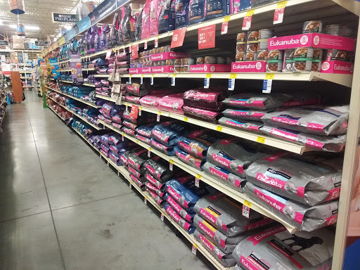 Pet Supply Store «PetSmart», reviews and photos, 2784 Wilma Rudolph Blvd, Clarksville, TN 37040, USA