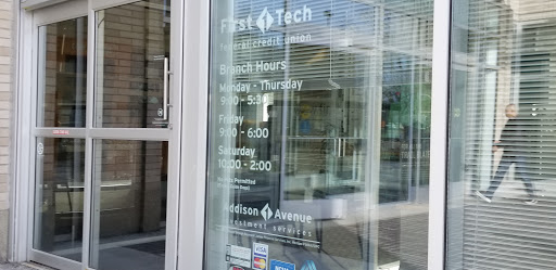 Federal Credit Union «First Tech Federal Credit Union», reviews and photos