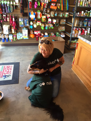 Pet Supply Store «The Naked Dog (Protein For Pets)», reviews and photos, 712 N Moorpark Rd, Thousand Oaks, CA 91360, USA