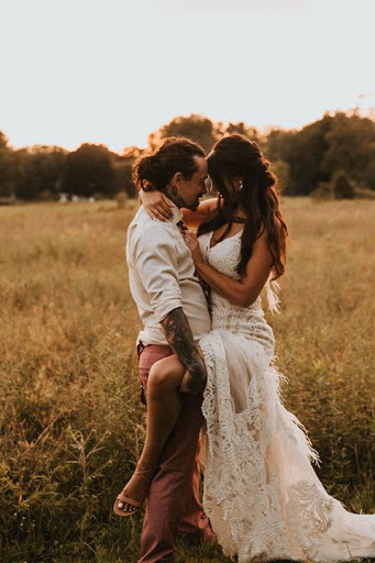 Bridal Shop «Bella Bridal Gallery», reviews and photos, 4301 Orchard Lake Rd Suite 190, West Bloomfield Township, MI 48323, USA