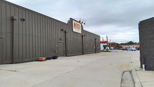 American Restaurant «Cracker Barrel Old Country Store», reviews and photos, 6055 Som Center Rd, Willoughby, OH 44094, USA