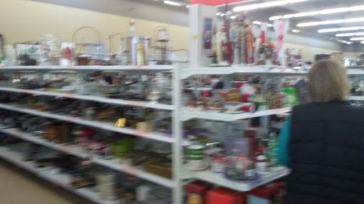 Thrift Store «Savers», reviews and photos, 432 Buckland Hills Dr, Manchester, CT 06042, USA