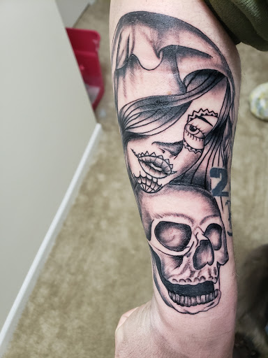 Explore hawaiian tattoos ideas, creative tattoo ideas in Norristown, available at IRON TATTOO