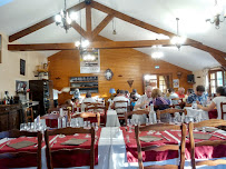 Atmosphère du Restaurant Auberge Le Pitsounet à Mont-Dore - n°16