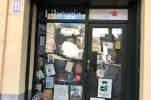 Unseasonable Bookstore Café image