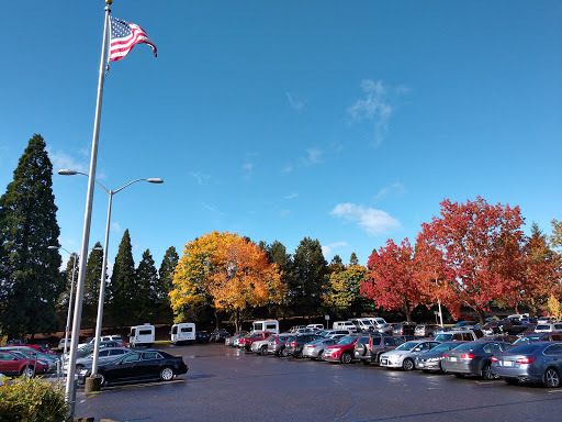 Community Center «Luepke Senior Center and Marshall Center», reviews and photos, 1009 E McLoughlin Blvd, Vancouver, WA 98663, USA