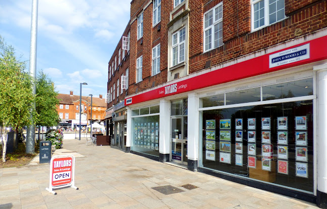 Reviews of Taylors Sales and Letting Agents Watford in Watford - Real estate agency