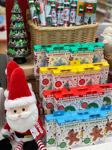 Toy Store «Alakazam Toys & Gifts», reviews and photos, 100 E Main St, Charlottesville, VA 22902, USA