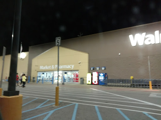 Supermarket «Walmart Supercenter», reviews and photos, 612 E Main St, Hohenwald, TN 38462, USA