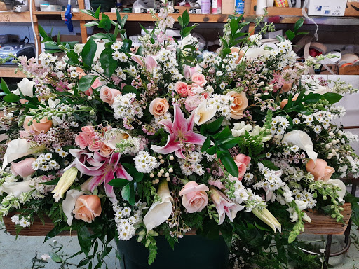 Florist «A & B Florist», reviews and photos, 908 S Cashua Dr, Florence, SC 29501, USA