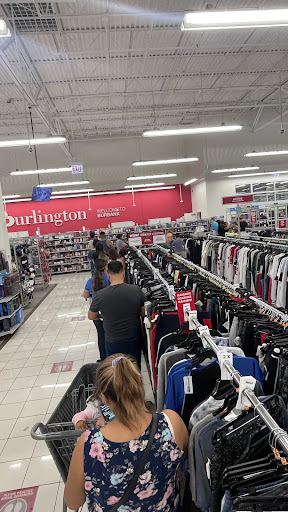 Clothing Store «Burlington Coat Factory», reviews and photos, 8320 S Cicero Ave, Burbank, IL 60459, USA