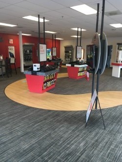 Cell Phone Store «Verizon Authorized Retailer, TCC», reviews and photos, 305 Boston Rd, North Billerica, MA 01862, USA