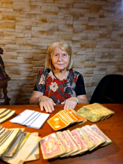 logo de l'artisan Brigitte Voyante - Médium, Tarologie