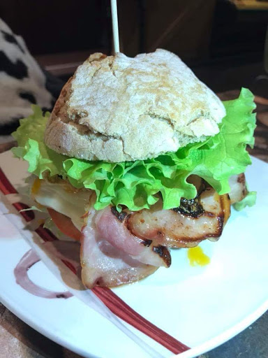 Cafetería Panaderia Bikain