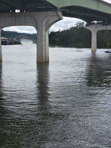 Shopping Mall «Oregon City Shopping Center», reviews and photos, I-205, Oregon City, OR 97045, USA