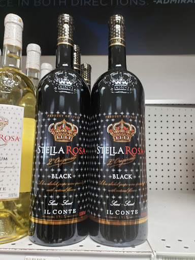 Liquor Store «Norfolk Package Store», reviews and photos, 1560 Mall Dr, Norfolk, VA 23511, USA