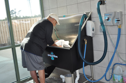 Pet Supply Store «Pet Supplies Plus», reviews and photos, 2823 Midway Rd SE, Bolivia, NC 28422, USA