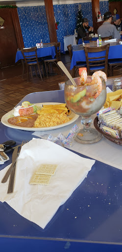 Mexican Restaurant «La Isla Restaurant», reviews and photos, 611 W Park Row Dr, Arlington, TX 76010, USA