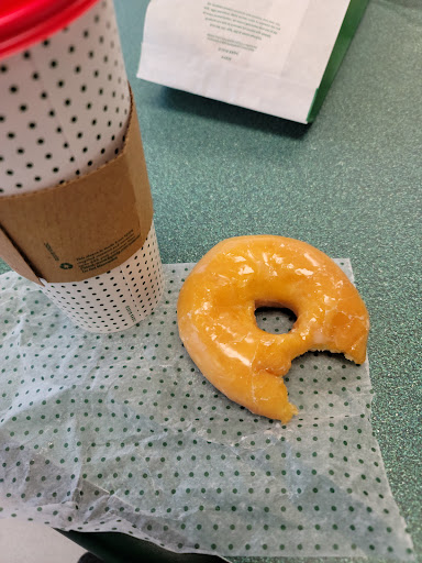 Donut Shop «Krispy Kreme Doughnuts», reviews and photos, 2822 S College Rd, Wilmington, NC 28412, USA