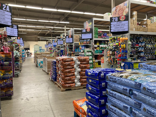 Pet Supply Store «Pet Club Santa Rosa», reviews and photos, 1935 Santa Rosa Ave, Santa Rosa, CA 95407, USA
