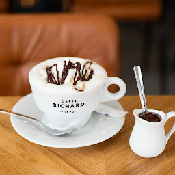 Photo n°31 de La Crêperie de la Gare à Sartrouville ()