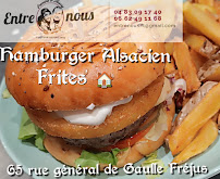 Hamburger du Restaurant Entre Nous Plats cuisinés tacos burgers panini salades soirées privatives Fréjus à Fréjus - n°9