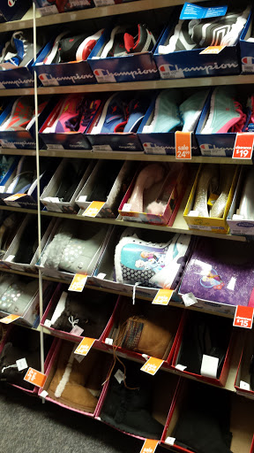 Shoe Store «Payless ShoeSource», reviews and photos, 910 Green Blvd, Aurora, IN 47001, USA