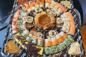 Yomi Sushi line image