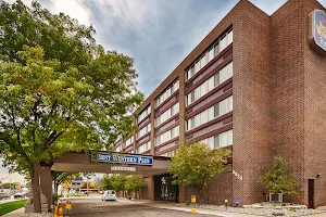 Causeway Bay Lansing Hotel & Convention Center image