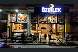 ÖZDİLEK PASTANESİ image