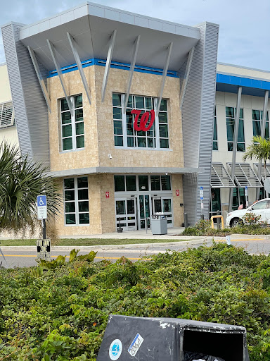 Drug Store «Walgreens», reviews and photos, 401 Poinsettia Ave, Clearwater Beach, FL 33767, USA