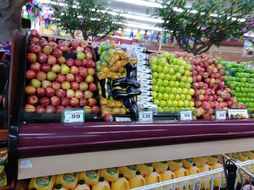 Shopping Mall «La Sierra Plaza Shopping Center», reviews and photos, La Sierra Ave, Riverside, CA 92505, USA